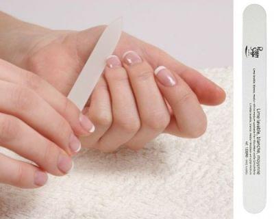 prendre soin de ses ongles